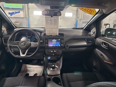 2022 Nissan LEAF S
