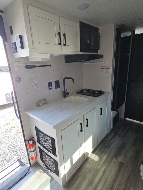 2024 JAYCO JAY FLIGHT Base