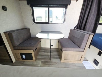 2024 JAYCO JAY FLIGHT Base