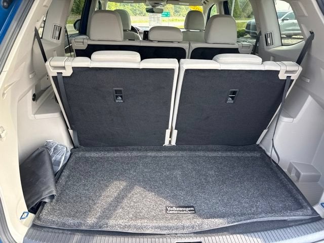 2025 Volkswagen Atlas 2.0T SEL Premium R-Line