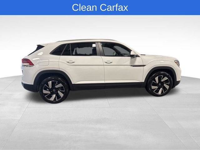 2025 Volkswagen Atlas Cross Sport 2.0T SE w/Technology