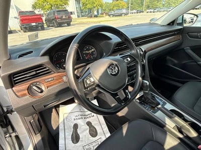 2020 Volkswagen Passat 2.0T SEL