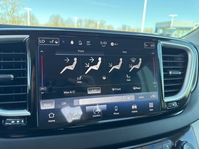 2024 Chrysler Pacifica Touring L