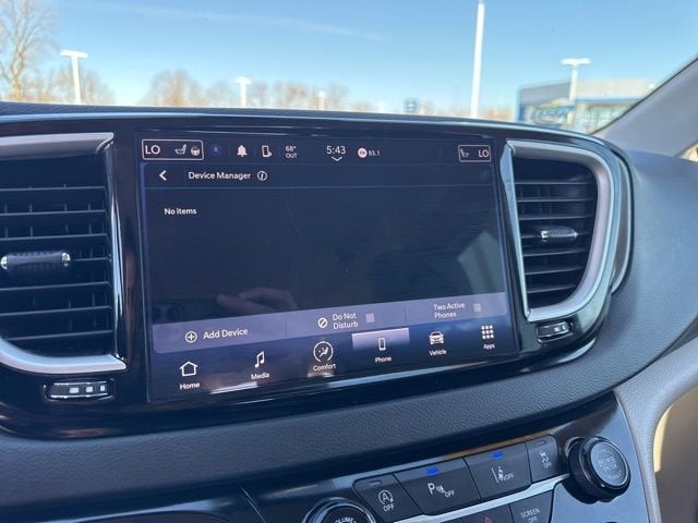 2024 Chrysler Pacifica Touring L