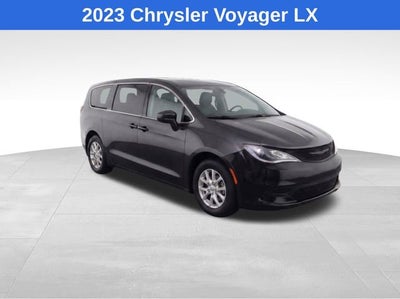 2023 Chrysler Voyager LX