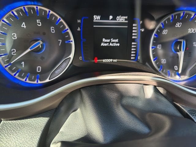 2023 Chrysler Voyager LX