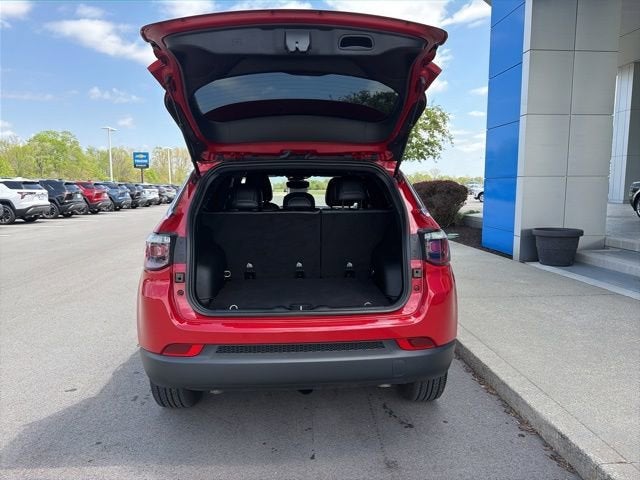 2023 Jeep Compass Latitude Lux