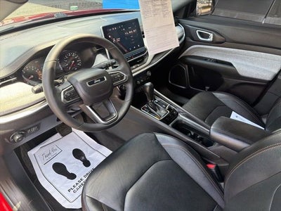 2023 Jeep Compass Latitude Lux
