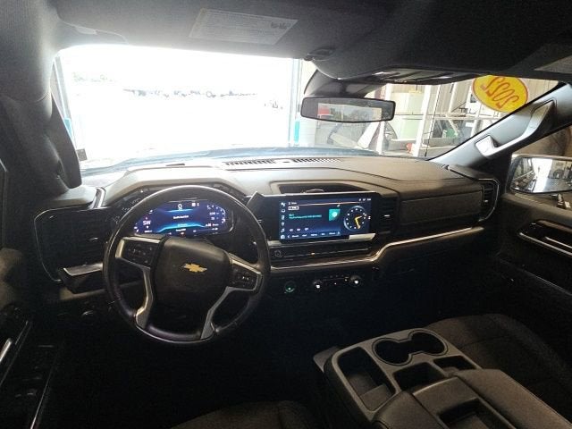 2022 Chevrolet Silverado 1500 LT (2FL)