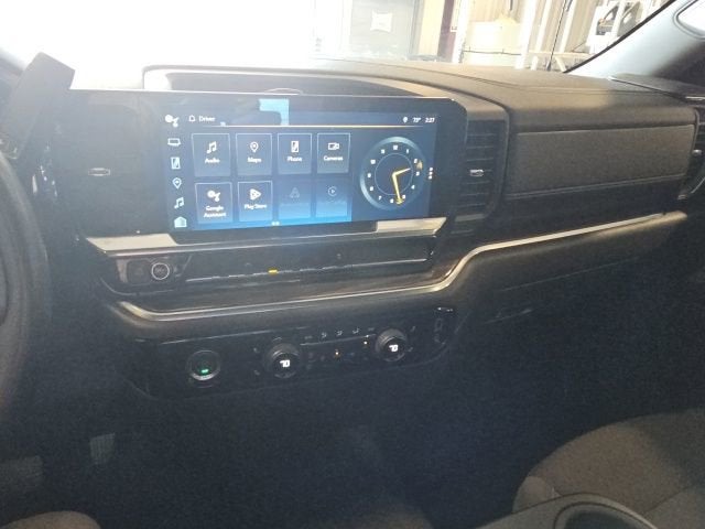 2022 Chevrolet Silverado 1500 LT (2FL)