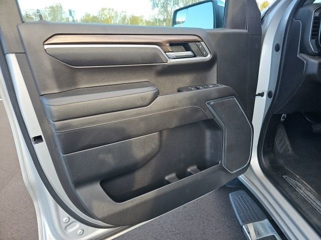 2022 Chevrolet Silverado 1500 LT (2FL)