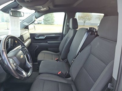 2022 Chevrolet Silverado 1500 LT (2FL)