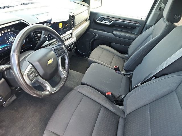 2022 Chevrolet Silverado 1500 LT (2FL)