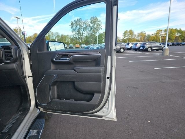 2022 Chevrolet Silverado 1500 LT (2FL)