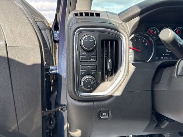 2022 Chevrolet Silverado 1500 LTD LT (2FL)