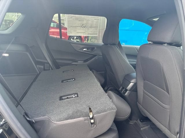 2027 Chevrolet Equinox LT - Photo 15