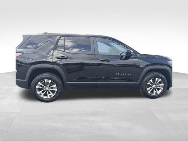 2027 Chevrolet Equinox LT - Photo 6