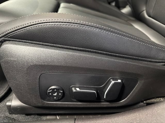 2026 BMW 3 Series 330i NA xDrive