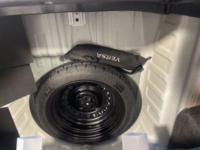 2024 Nissan Versa SV