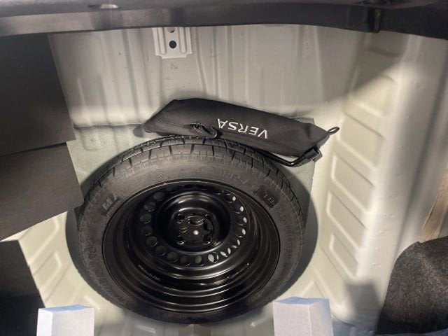 2024 Nissan Versa SV