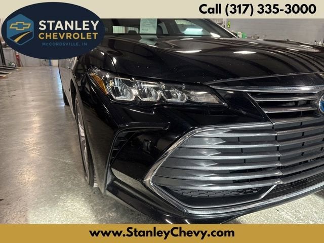 2021 Toyota Avalon Hybrid XLE