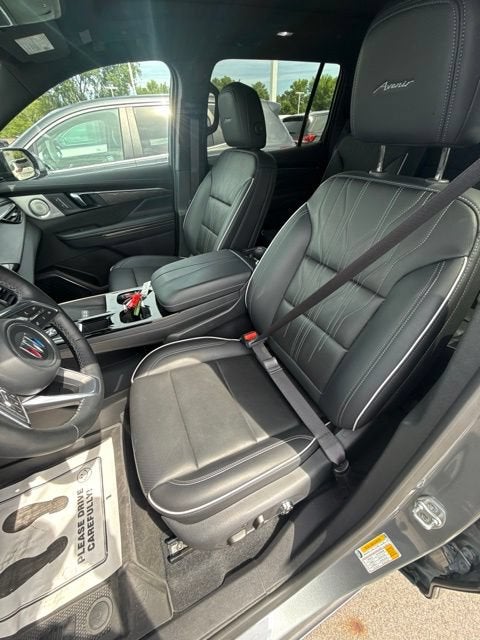 2025 Buick Enclave Avenir