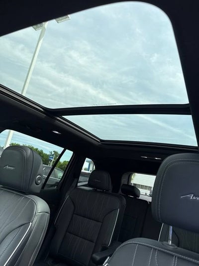 2025 Buick Enclave Avenir