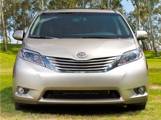 2017 Toyota Sienna LE Auto Access Seat