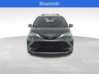 2021 Toyota Sienna XLE