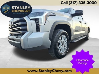 2022 Toyota Tundra 4WD SR5
