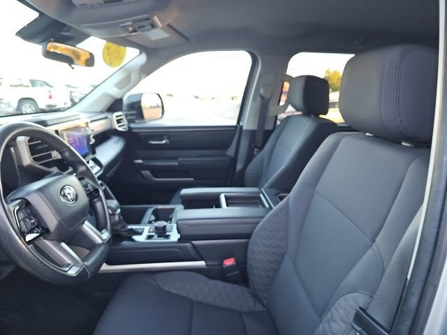 2022 Toyota Tundra 4WD SR5