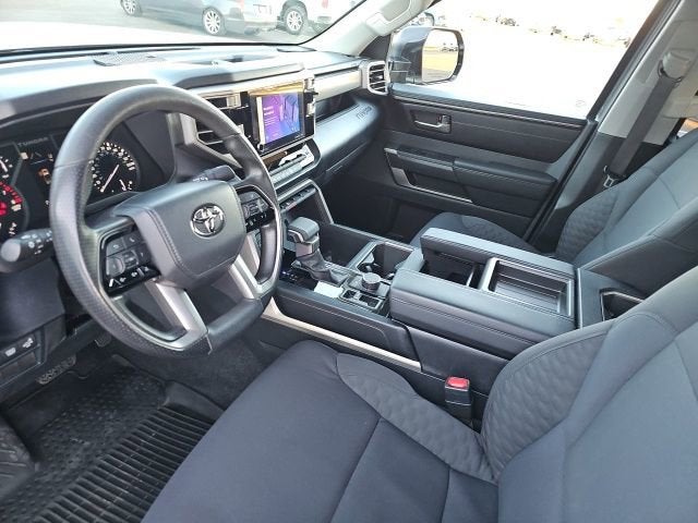 2022 Toyota Tundra 4WD SR5