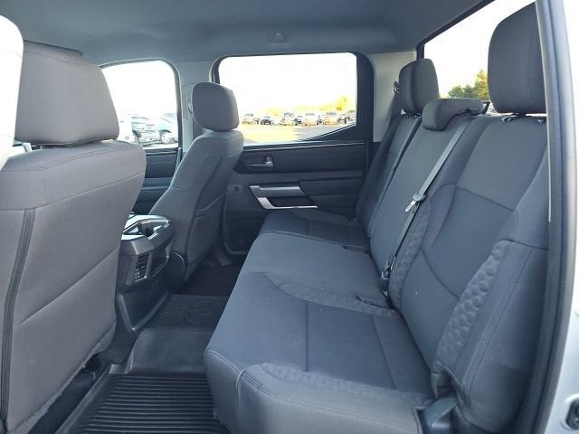 2022 Toyota Tundra 4WD SR5