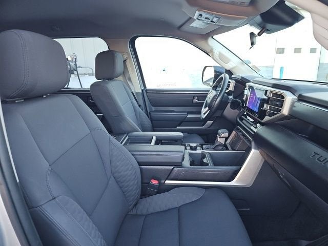 2022 Toyota Tundra 4WD SR5