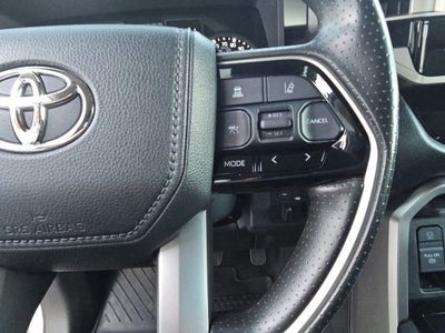 2022 Toyota Tundra 4WD SR5