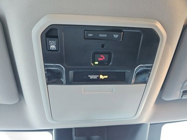 2022 Toyota Tundra 4WD SR5