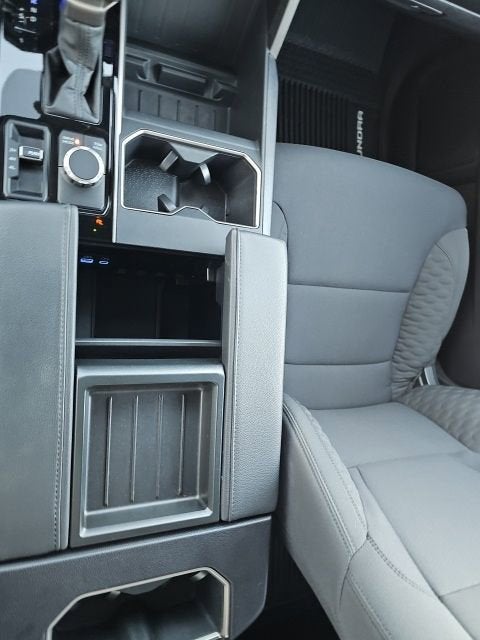 2022 Toyota Tundra 4WD SR5