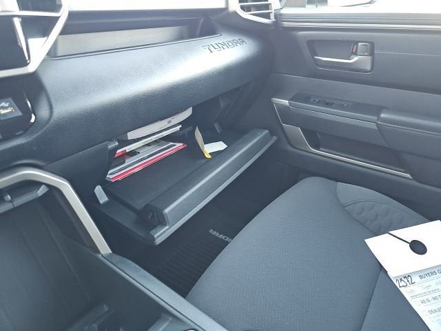 2022 Toyota Tundra 4WD SR5