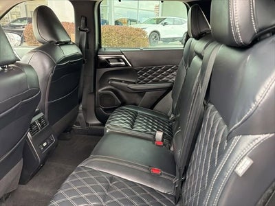 2023 Mitsubishi Outlander SEL