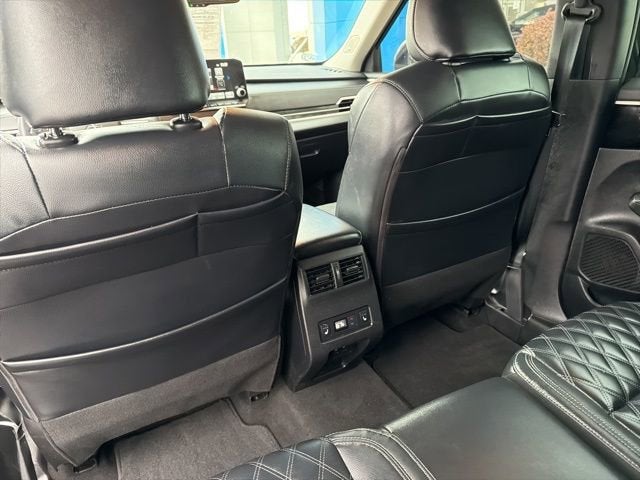 2023 Mitsubishi Outlander SEL