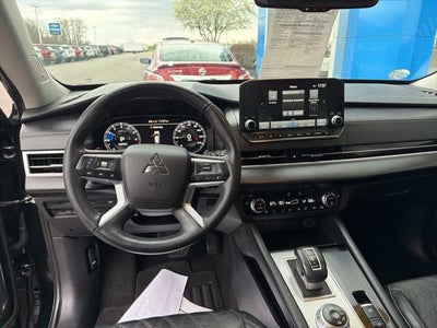 2023 Mitsubishi Outlander SEL