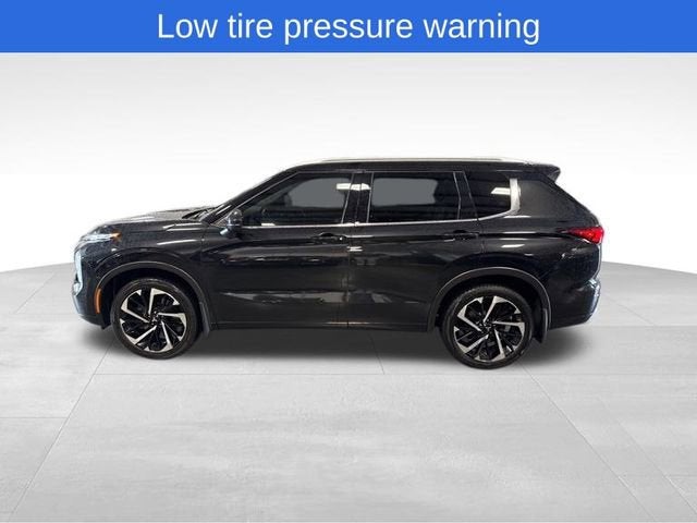 2023 Mitsubishi Outlander SEL