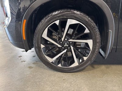 2023 Mitsubishi Outlander SEL