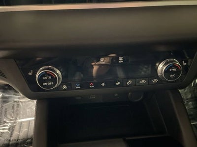 2023 Mitsubishi Outlander SEL