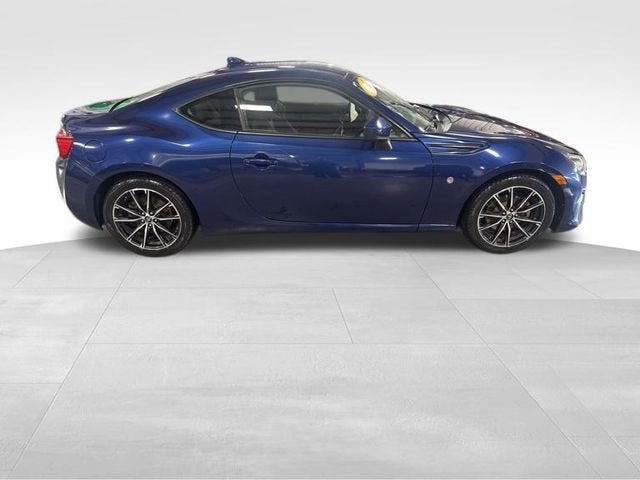 2017 Toyota 86 2DR CPE MT