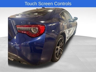 2017 Toyota 86 2DR CPE MT