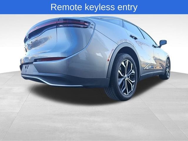 2025 Toyota Crown XLE