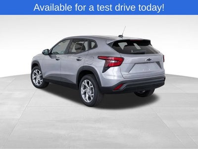 2025 Chevrolet Trax LS