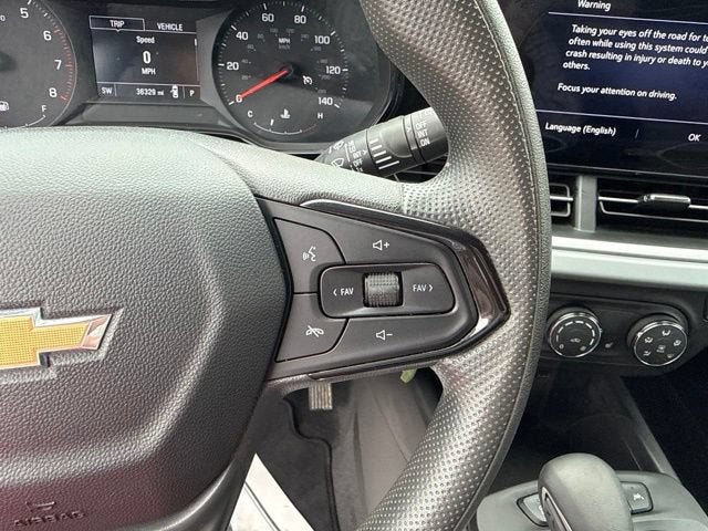 2025 Chevrolet Trax LS