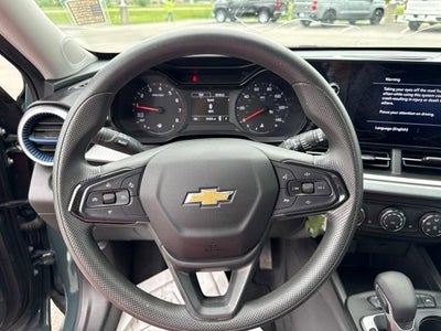 2025 Chevrolet Trax LS